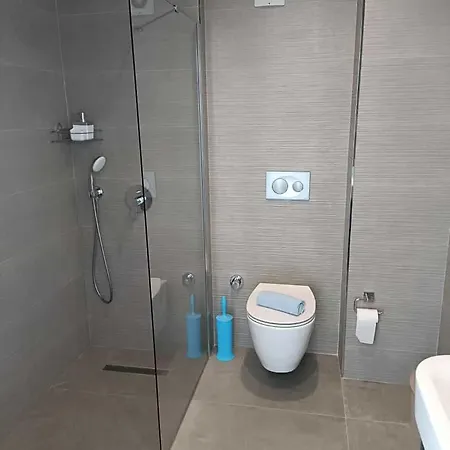 Apartament Amazing Penthouseapartment Near Sea And Mountains