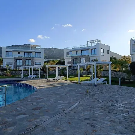 Amazing Penthouseapartment Near Sea And Mountains Apartament