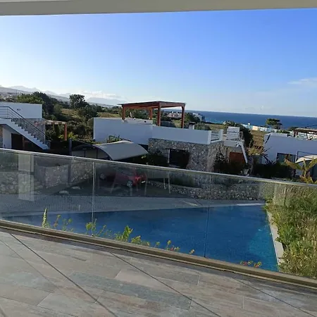 Amazing Penthouseapartment Near Sea And Mountains Apartament Akanthou