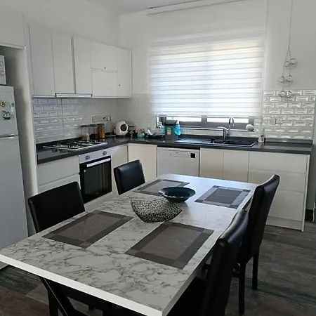 Apartament Amazing Penthouseapartment Near Sea And Mountains Akanthou