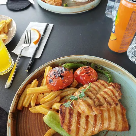 Amazing Penthouseapartment Near Sea And Mountains *