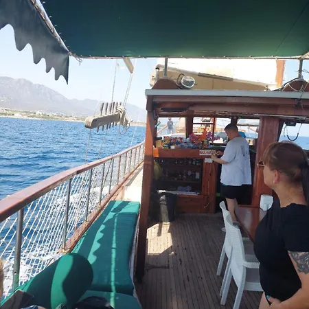 Apartament Amazing Penthouseapartment Near Sea And Mountains Akanthou