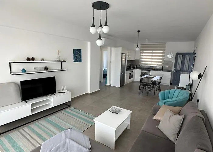 Amazing Penthouseapartment Near Sea And Mountains