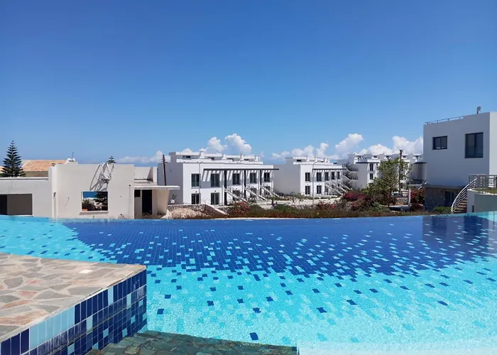 Amazing Penthouseapartment Near Sea And Mountains דירה *