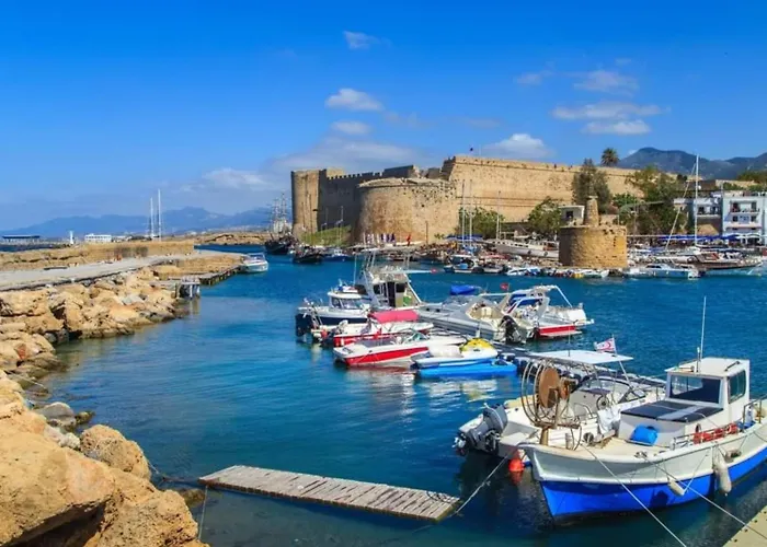 Amazing Penthouseapartment Near Sea And Mountains דירה